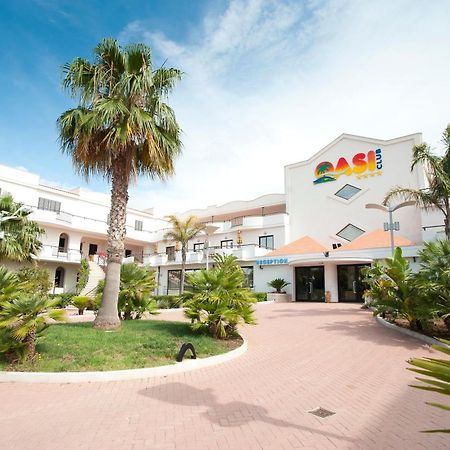 Oasiclub Hotel Vieste Bagian luar foto