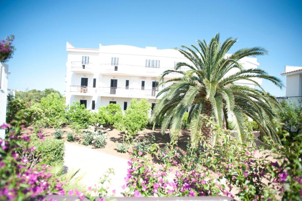 Oasiclub Hotel Vieste Bagian luar foto