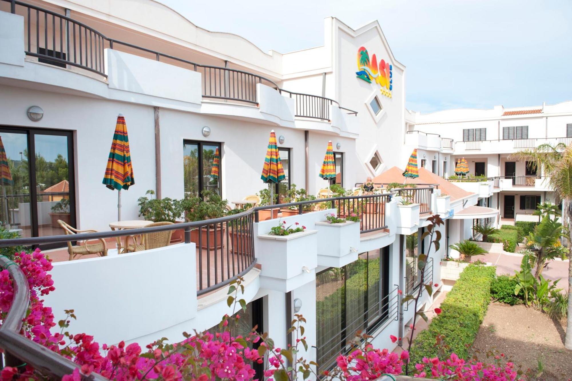 Oasiclub Hotel Vieste Bagian luar foto