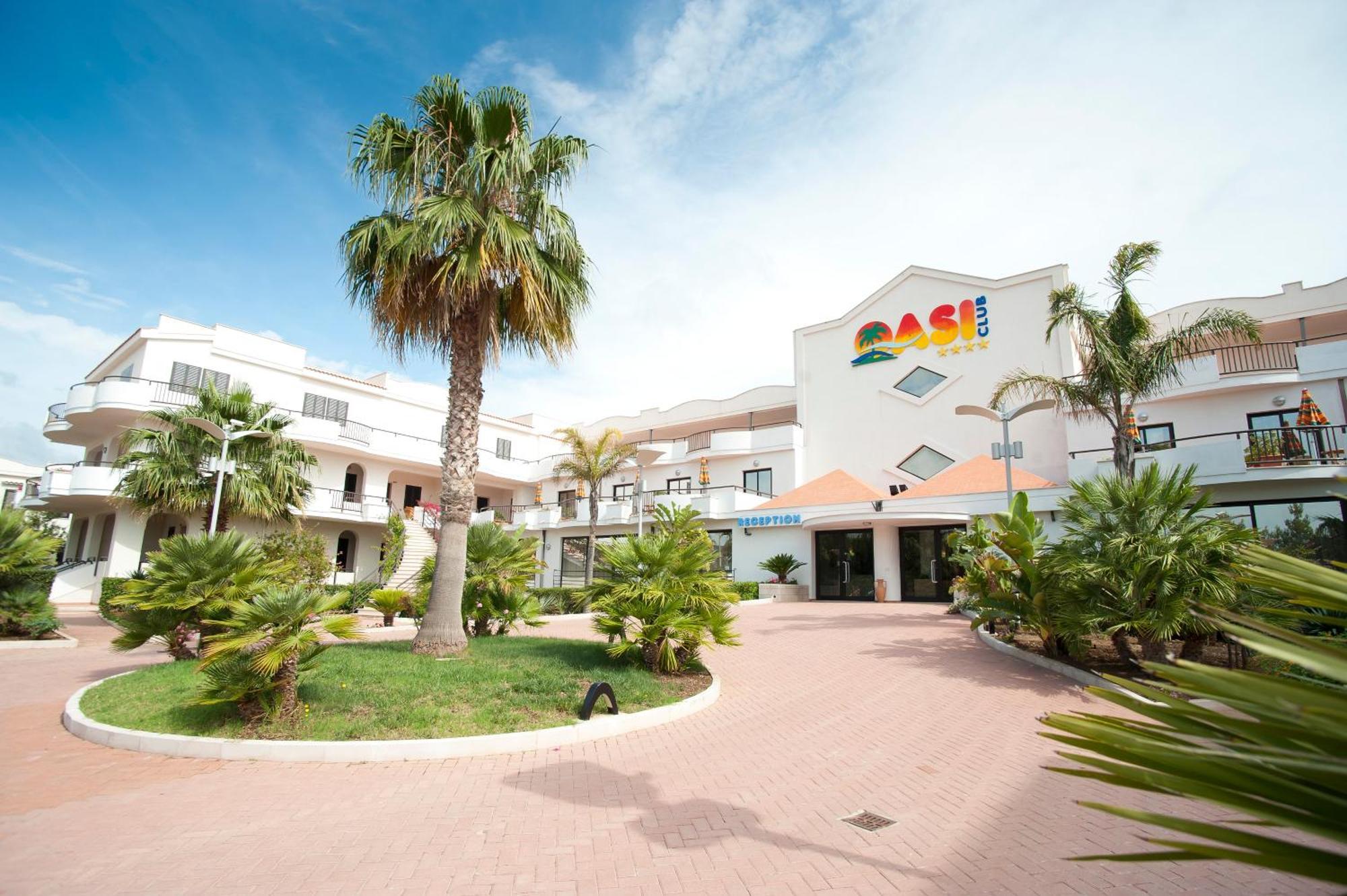 Oasiclub Hotel Vieste Bagian luar foto