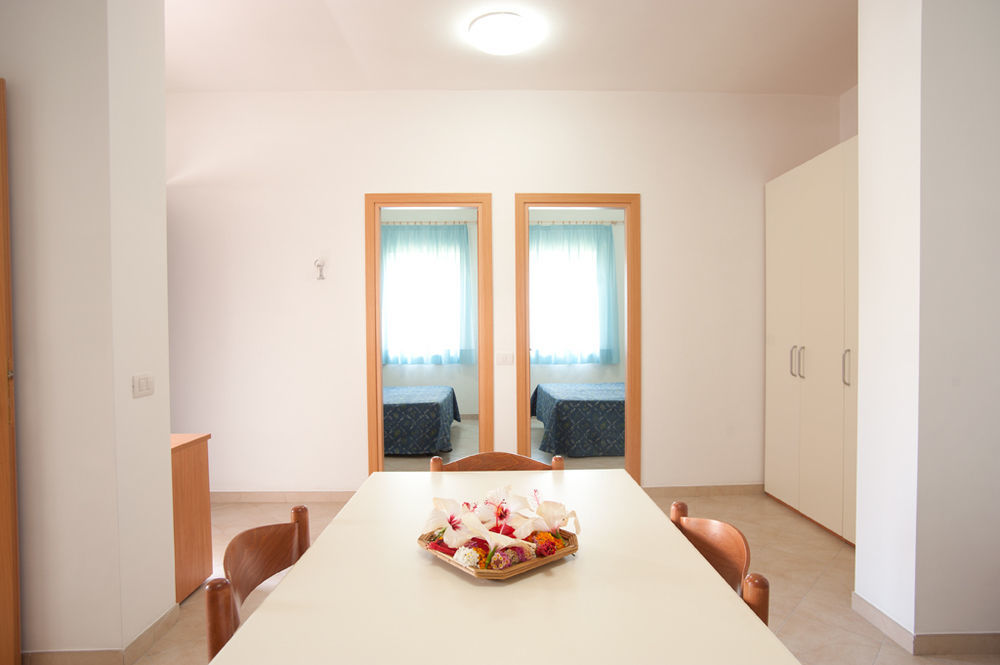 Oasiclub Hotel Vieste Bagian luar foto